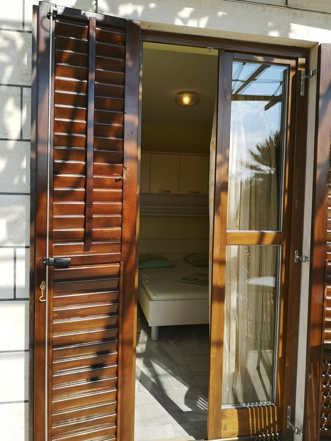 Apartments And Rooms Villa Mir Zaton  Εξωτερικό φωτογραφία